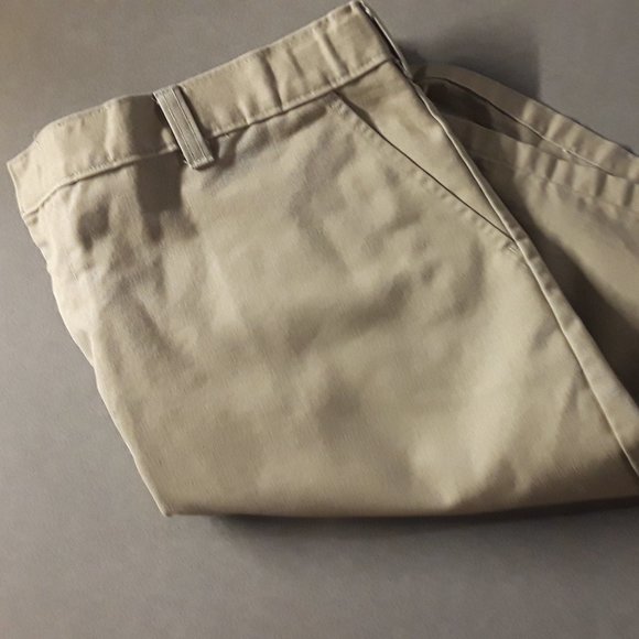 Khaki Shorts 38 - Picture 1 of 3